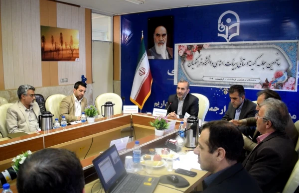 اگر کشور بخواهد پیشرفت واقعی داشته باشد باید به دانشگاه فرهنگیان توجه کند. 5