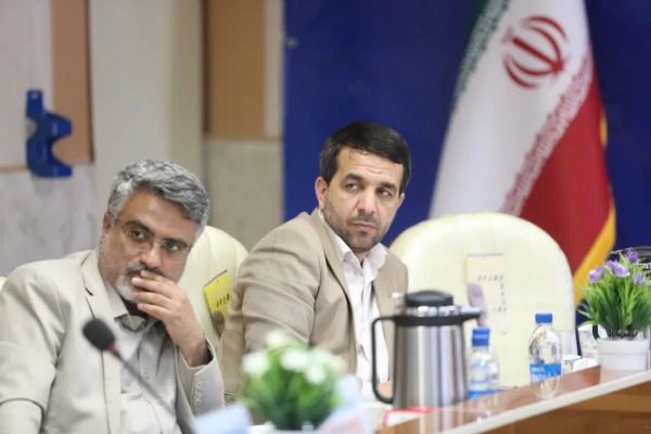 اگر کشور بخواهد پیشرفت واقعی داشته باشد باید به دانشگاه فرهنگیان توجه کند. 10