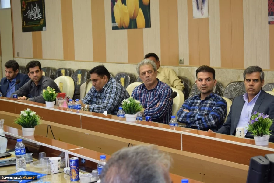 دوره دانش افزایی (ضیافت اندیشه) اعضای هیأت علمی دانشگاه فرهنگیان استان های کرمانشاه و ایلام  15