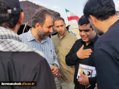 هم زمان با برپایی موکب دانشجویی انجام شد:

بازدید سرپرست و مسئول نهاد نمایندگی مقام معظم رهبری در سازمان مرکزی دانشگاه فرهنگیان از موکب شهدای تربیت معلم کرمانشاه