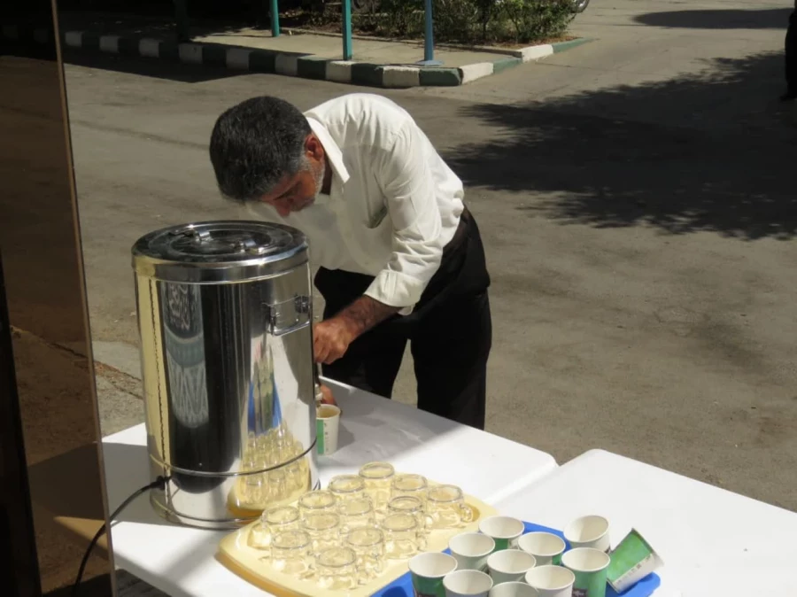 برپایی ایستگاه صلواتی به مناسبت رحلت پیامبر اکرم(ص) و شهادت امام حسن مجتبی (ع)  3