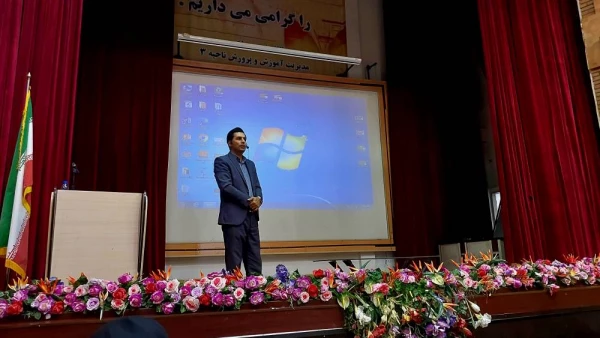 
کارگاه قصه گویی در هفته کودک 6