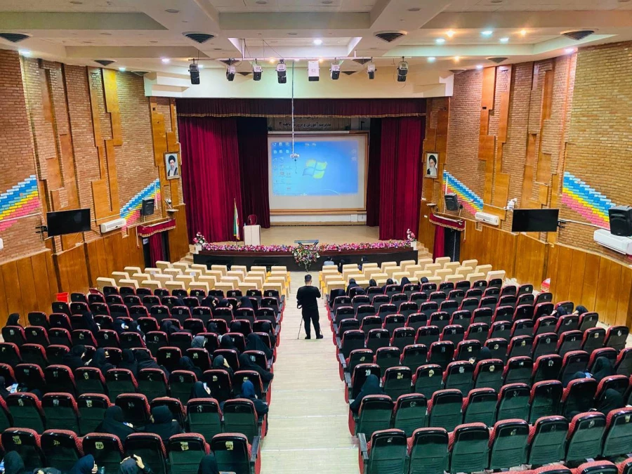 
کارگاه قصه گویی در هفته کودک 7