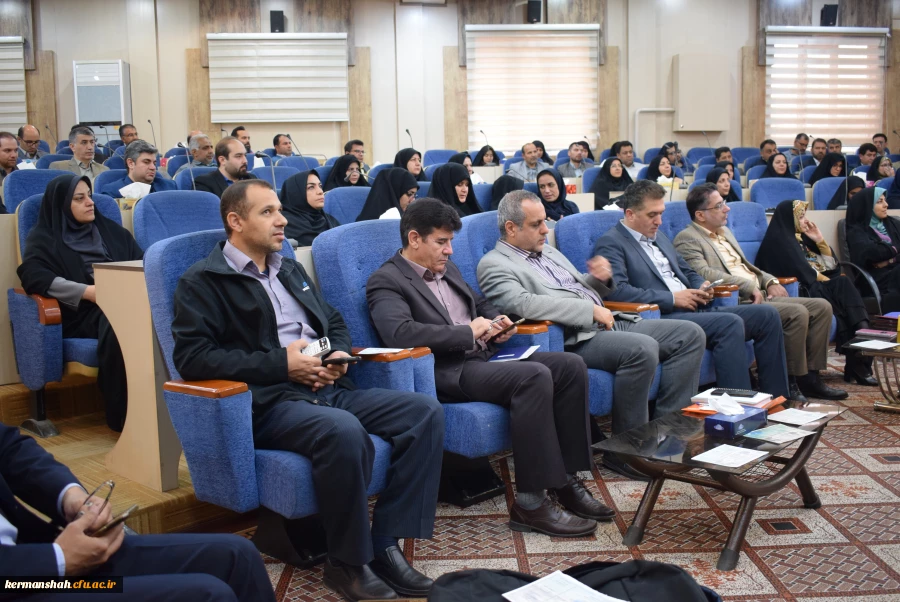 برگزاری دوره توانمندسازی کارشناسان پژوهش و کتابداران دانشگاه فرهنگیان سراسر کشور 7