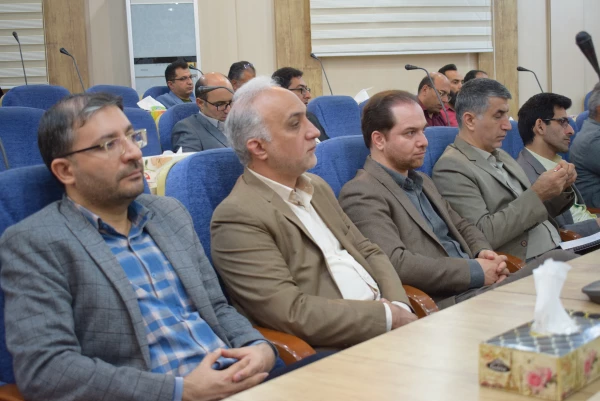 برگزاری دوره توانمندسازی کارشناسان پژوهش و کتابداران دانشگاه فرهنگیان سراسر کشور 13