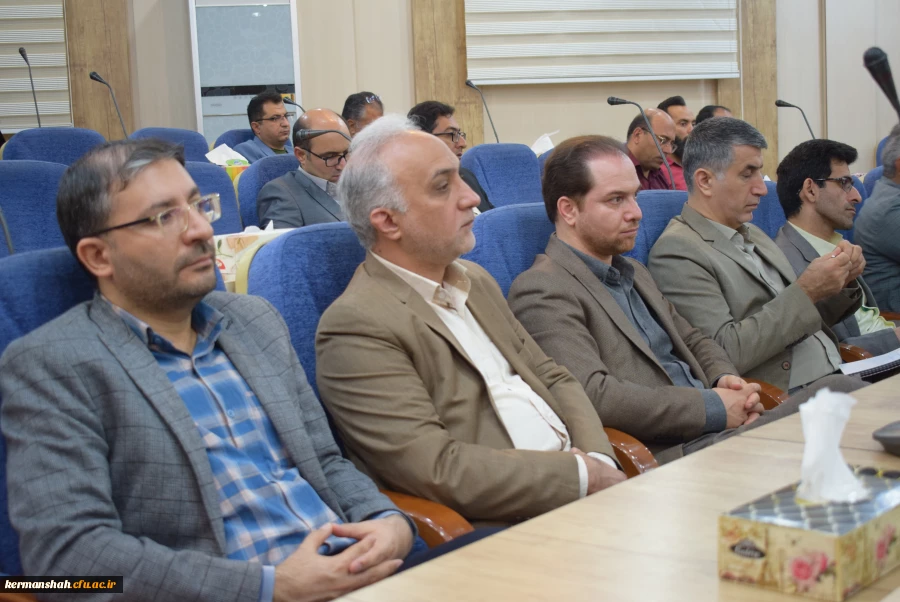 برگزاری دوره توانمندسازی کارشناسان پژوهش و کتابداران دانشگاه فرهنگیان سراسر کشور 13