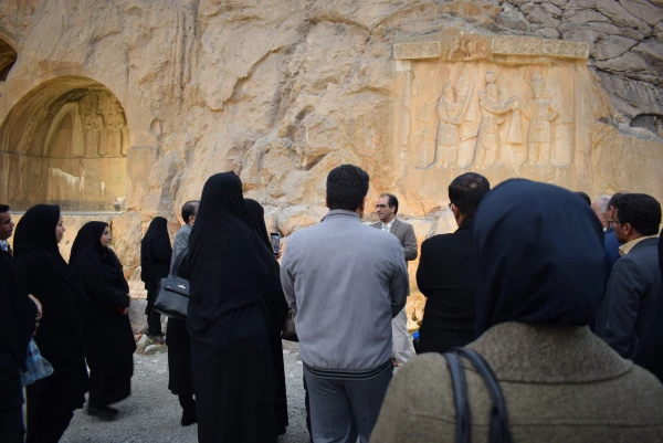 بازدید کارشناسان پژوهش و کتابداران دانشگاه فرهنگیان سراسر کشور از امکان دیدنی شهر کرمانشاه 8