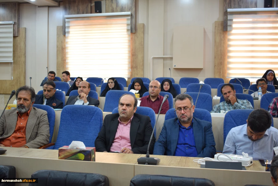 برگزاری کارگاه تخصصی ویژه کارشناسان پژوهش و کتابداران دانشگاه فرهنگیان سراسر کشور 4