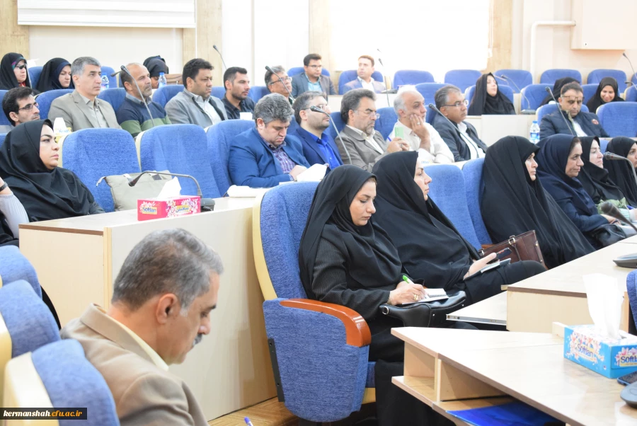 برگزاری کارگاه تخصصی ویژه کارشناسان پژوهش و کتابداران دانشگاه فرهنگیان سراسر کشور 7