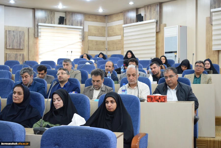 برگزاری کارگاه تخصصی ویژه کارشناسان پژوهش و کتابداران دانشگاه فرهنگیان سراسر کشور 5