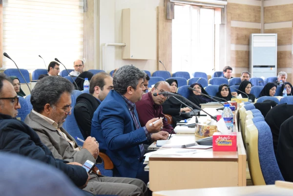 برگزاری کارگاه تخصصی ویژه کارشناسان پژوهش و کتابداران دانشگاه فرهنگیان سراسر کشور 12