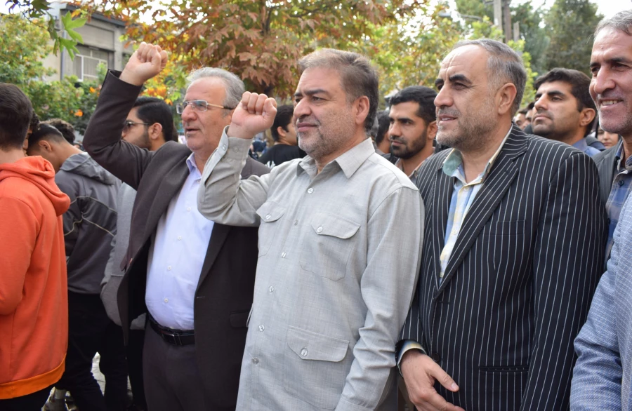 حضور پرشور اساتید و دانشجویان دانشگاه فرهنگیان کرمانشاه در مراسم راهپیمایی 13 آبان 6