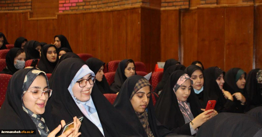 
گردهمایی استقبال از نو دانشجو معلمان ورودی 1402 دانشگاه فرهنگیان کرمانشاه 2