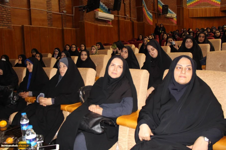 
گردهمایی استقبال از نو دانشجو معلمان ورودی 1402 دانشگاه فرهنگیان کرمانشاه 14