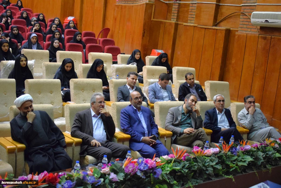 مراسم استقبال از نودانشجو معلمان پردیس شهید صدوقی کرمانشاه 6