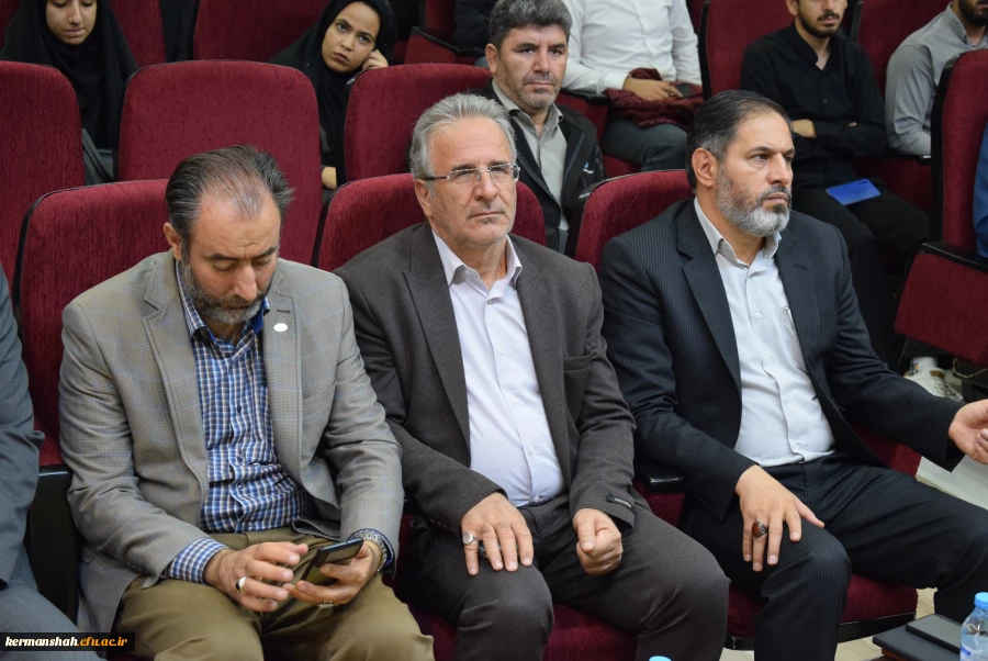 برگزاری نشست هم اندیشی و پرسش وپاسخ دانشجویان با معاون سیاسی، امنیتی و اجتماعی استانداری کرمانشاه 2