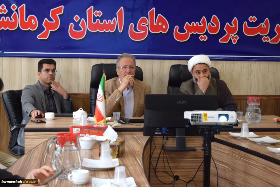 جلسه کارگروه ترفیع اعضای هیات علمی دانشگاه فرهنگیان کرمانشاه برگزار شد 3