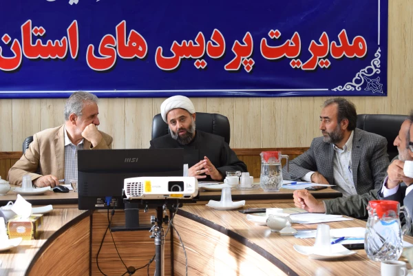 برگزاری هشتاد و چهارمین جلسه شورای فرهنگی دانشجویی دانشگاه فرهنگیان استان کرمانشاه 3