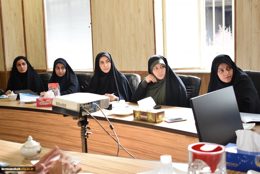 برگزاری هشتاد و چهارمین جلسه شورای فرهنگی دانشجویی دانشگاه فرهنگیان استان کرمانشاه 6