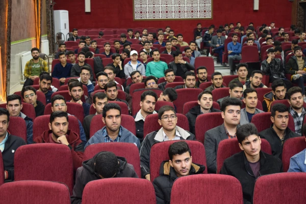 مراسم استقبال از نو دانشجو معلمان پردیس شهید رجایی کرمانشاه 3