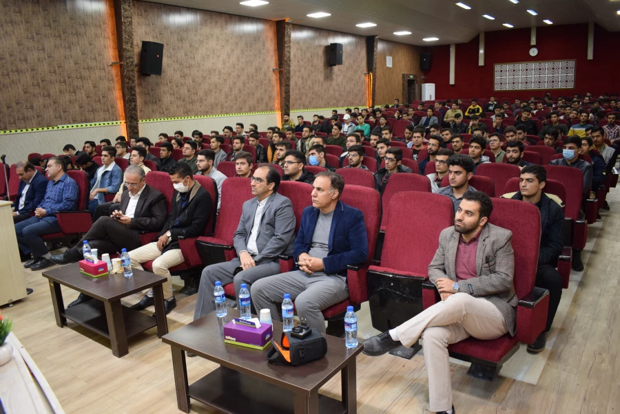 مراسم استقبال از نو دانشجو معلمان پردیس شهید رجایی کرمانشاه 8