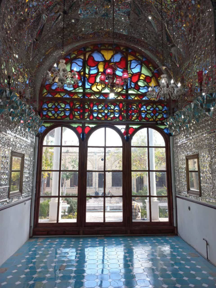 بازدید علمی از مدرسه تحولی امام مهدی (عج) و بنای تاریخی بیگلربیگی 3