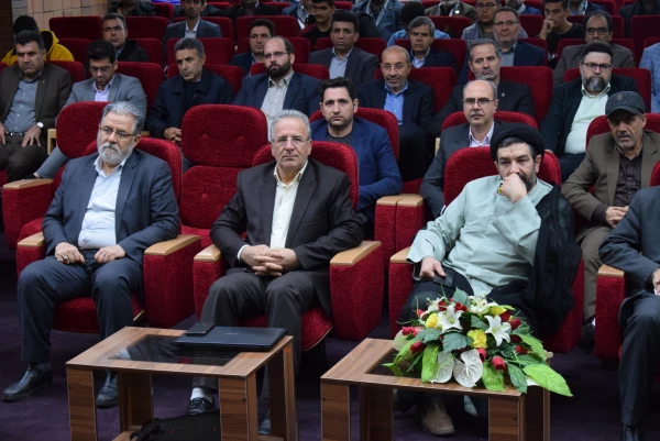 نشست سراسری ۳۰ هزارنفری  اساتید بسیجی در دانشگاه صنعتی کرمانشاه 3