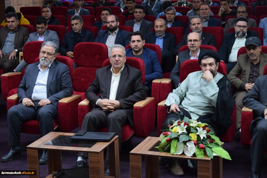 نشست سراسری ۳۰ هزارنفری  اساتید بسیجی در دانشگاه صنعتی کرمانشاه 3