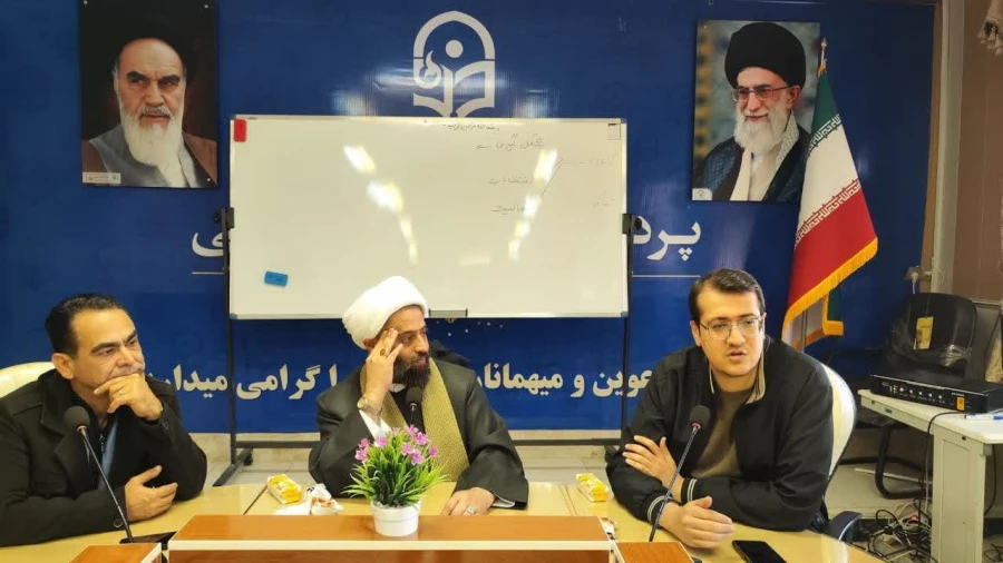 نشست توانمند سازی دبیران کانون های دانشجویی پردیس شهید رجایی 5