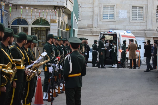 تشییع و تدفین پیکر یک شهید گمنام در دانشگاه فرهنگیان کرمانشاه 13