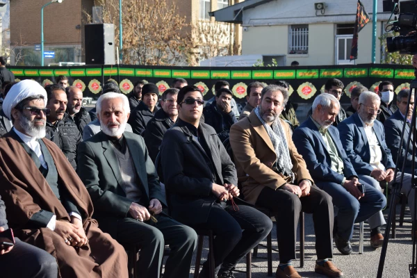 تشییع و تدفین پیکر یک شهید گمنام در دانشگاه فرهنگیان کرمانشاه 35