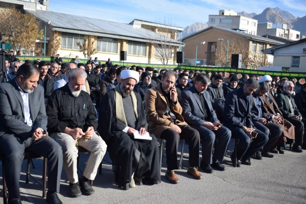 تشییع و تدفین پیکر یک شهید گمنام در دانشگاه فرهنگیان کرمانشاه 38