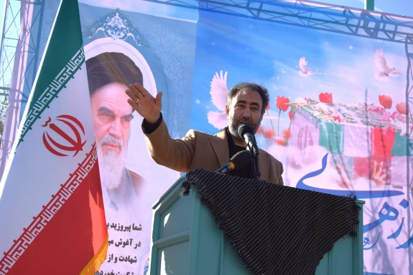 تشییع و تدفین پیکر یک شهید گمنام در دانشگاه فرهنگیان کرمانشاه 52