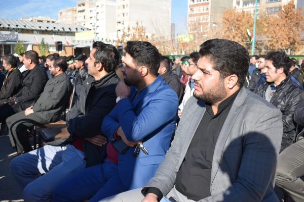 تشییع و تدفین پیکر یک شهید گمنام در دانشگاه فرهنگیان کرمانشاه 53