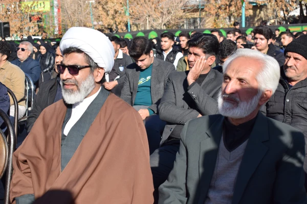 تشییع و تدفین پیکر یک شهید گمنام در دانشگاه فرهنگیان کرمانشاه 54