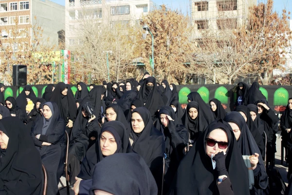 تشییع و تدفین پیکر یک شهید گمنام در دانشگاه فرهنگیان کرمانشاه 67