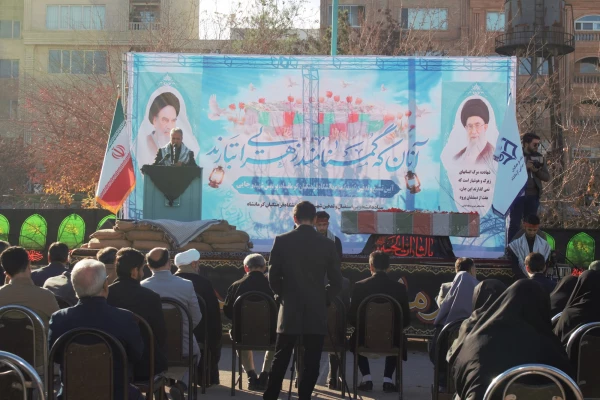 تشییع و تدفین پیکر یک شهید گمنام در دانشگاه فرهنگیان کرمانشاه 68