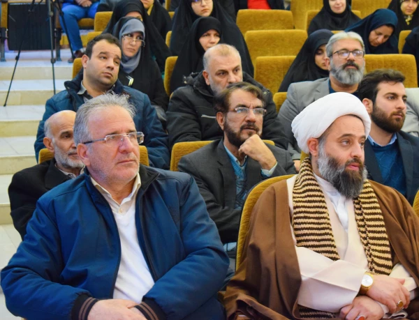 آیین رونمایی از مجموعه ۴۰ جلدی "ره نامه" همزمان با دانشگاه های سراسر کشور 4