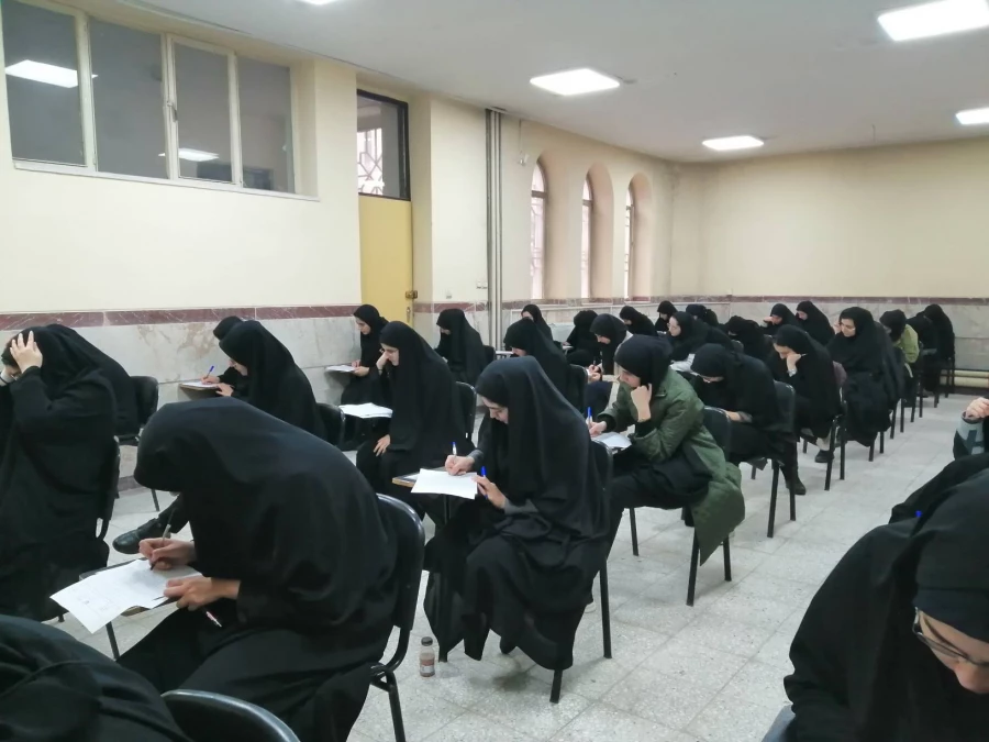 بازدید از جلسه امتحانات پایانی نیم سال اول سال تحصیلی 1403-1402 9