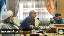 نشست هم اندیشی اساتید با موضوع روزنه های نفوذ فرهنگی در نظام تعلیم وتربیت 6