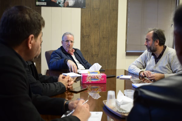 جلسه تسریع پروژه سالن ورزشی چندمنظوره پردیس شهید رجایی 4