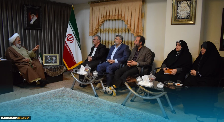 دیدار هیات رئیسه دانشگاه فرهنگیان کرمانشاه با نماینده ولی فقیه در استان و امام جمعه کرمانشاه 2