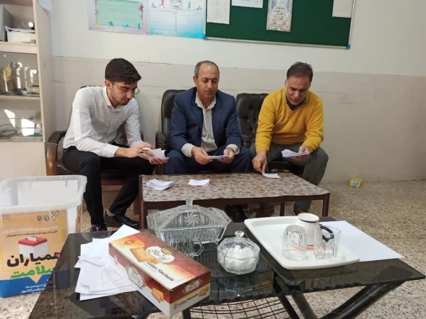 انتخابات کانون همیاران بهداشت و سلامت جسم و روان پردیس شهید رجایی  4