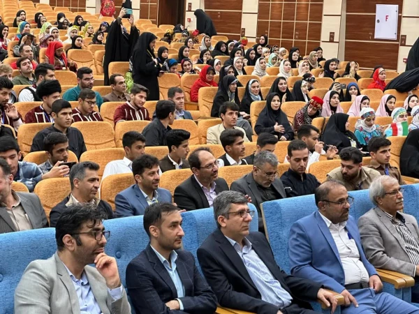 حضور دانشجو معلمان استان کرمانشاه در جشنواره ملی اقوام بوشهر 8