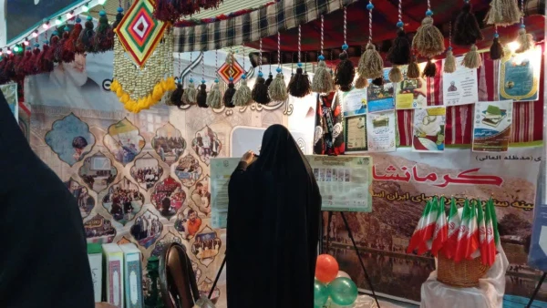 حضور دانشجو معلمان استان کرمانشاه در جشنواره ملی اقوام بوشهر 11