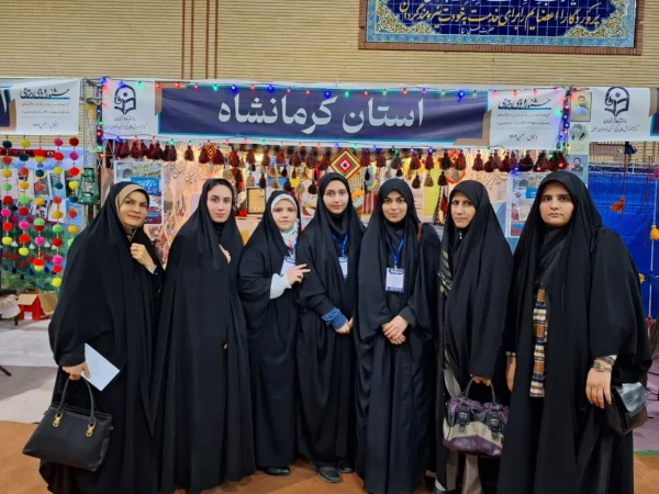 حضور دانشجو معلمان استان کرمانشاه در جشنواره ملی اقوام بوشهر 14