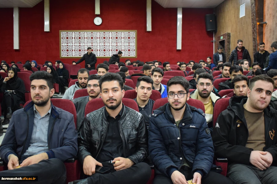 برگزاری نشست بصیرتی پرسش و پاسخ با موضوع «انتخابات مجلس و چالش های پیش رو» 9