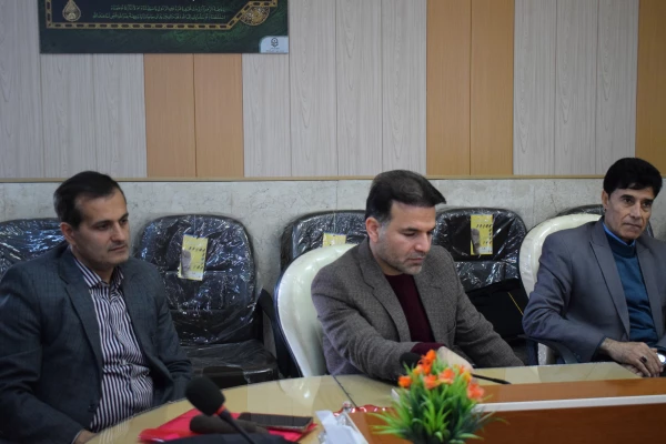 نشست هم اندیشی اساتید و نخبگان دانشگاه فرهنگیان کرمانشاه 4