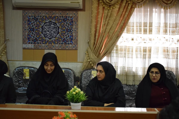 نشست هم اندیشی اساتید و نخبگان دانشگاه فرهنگیان کرمانشاه 5