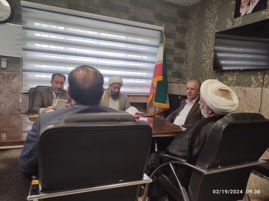 جلسه ستاد اقامه نماز دانشگاه فرهنگیان کرمانشاه با حضور مسئول ستاد اقامه نماز استان 10